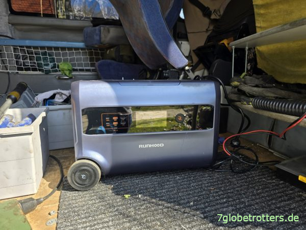 Runhood F2400 bidirektionaler 2,4-kW-Akku mit 4,8-kW-Wechselrichter Runhood F2400 bidirektionaler 2,4-kW-Akku mit 4,8-kW-Wechselrichter