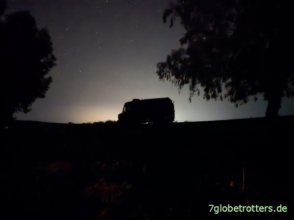 Voll verdunkelter Mercedes 711D in Tunesien Voll verdunkelter Mercedes 711D in Tunesien