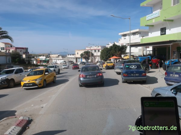 Tunesischer Verkehr in El Kef