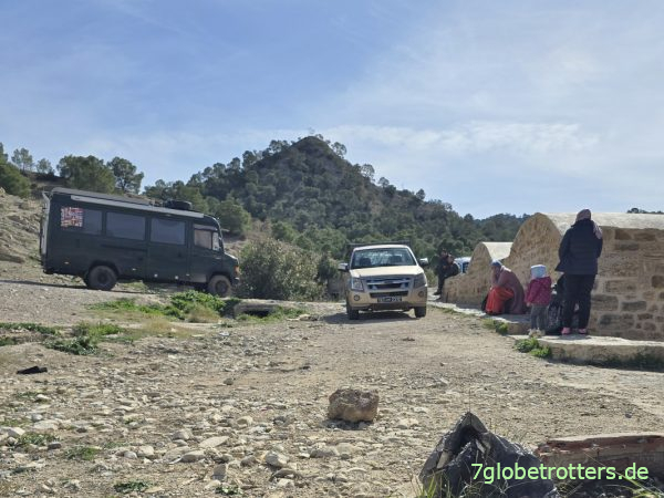 Mercedes 711D am Hammam Mellegue, Tunesien