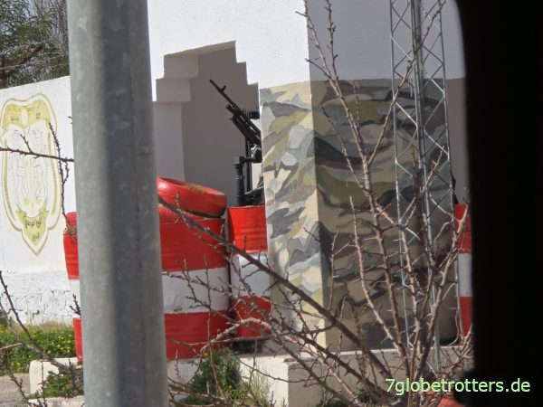 Tunesischer Checkpoint an der Fernstraße RN5