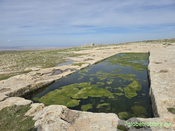 Zisternen auf dem Plateau des Table de Jugurtha