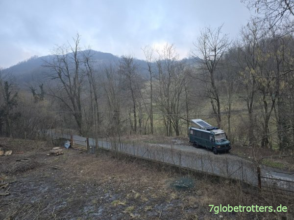 Letzte Übernachtung vor der Fähre Genua-Tunis in Busalla Letzte Übernachtung vor der Fähre Genua-Tunis in Busalla