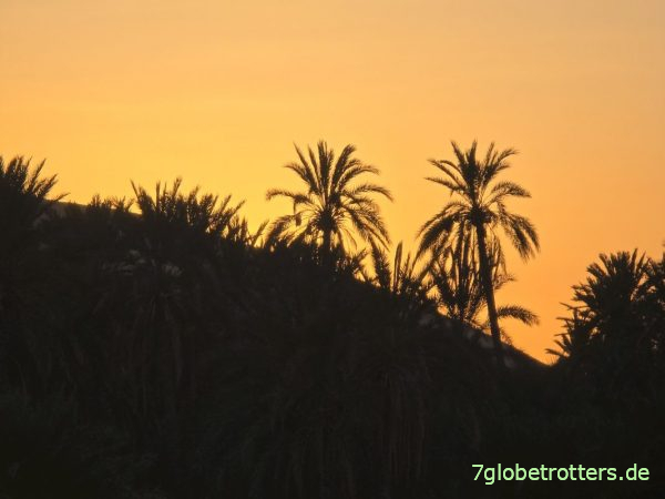 Sonnenuntergang Bergoase Mides Tunesien Sonnenuntergang Bergoase Mides Tunesien