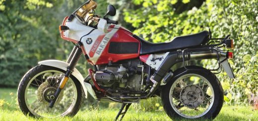 1990er BMW R100 GS Paris Dakar nach dem Wechseln der Bremsflüssigkeit