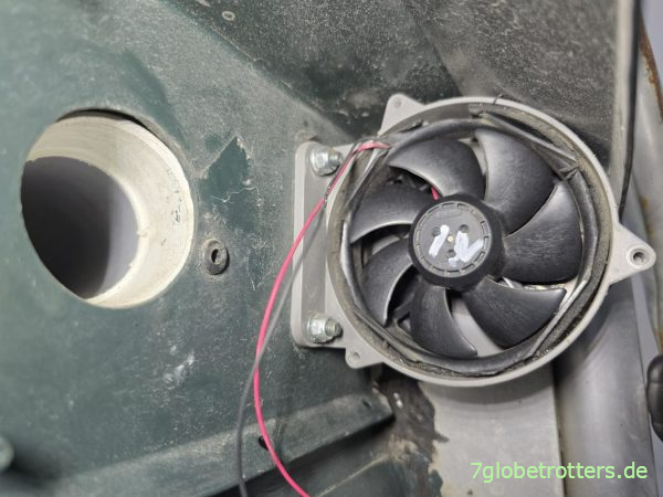 90 mm Lüfter fürs Trockenklo 90 mm Lüfter fürs Trockenklo