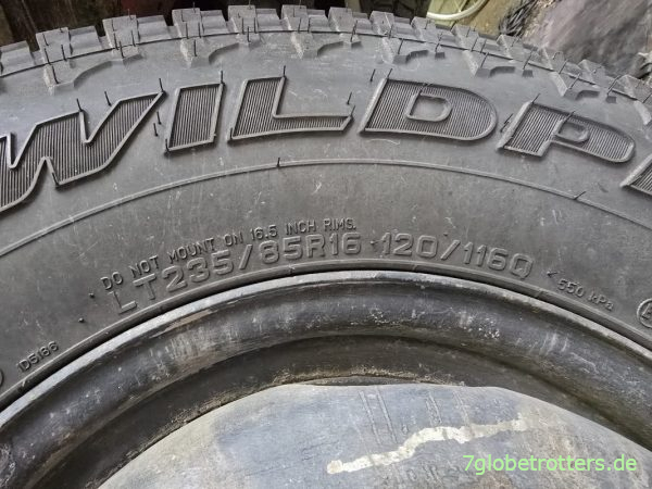 Falken Wildpeak 235 85 R16 mit der Traglast 120 (1400 kg) Falken Wildpeak 235 85 R16 mit der Traglast 120 (1400 kg)
