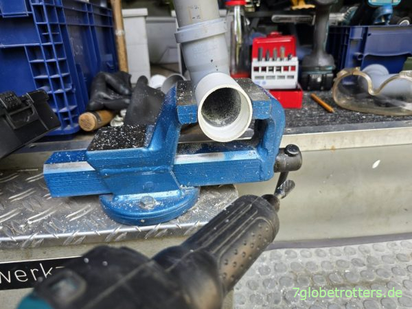 Hüllrohr für die Verklebung von HT Rohren Stoß auf Stoß Hüllrohr für die Verklebung von HT Rohren Stoß auf Stoß