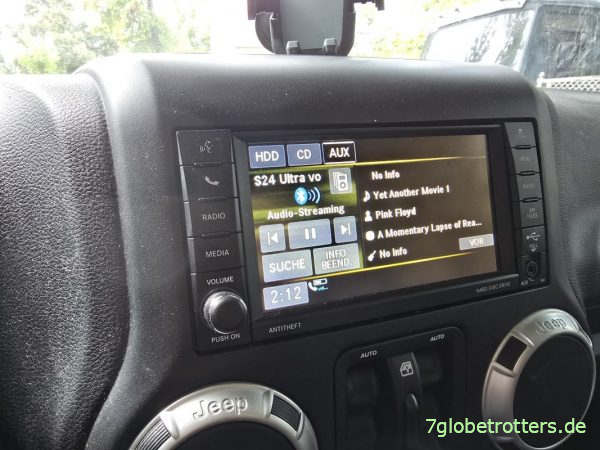 Zurückgesetzte Uhrzeit beim Batteriewechsel im Wrangler Zurückgesetzte Uhrzeit beim Batteriewechsel im Wrangler