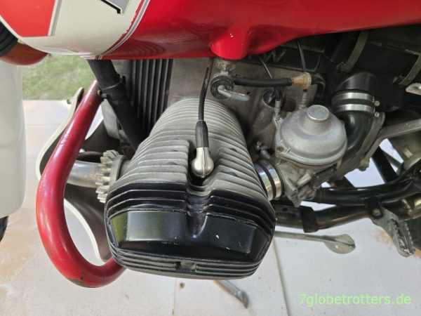 Kühlrippen am Boxer BMW R100 GS nach dem Sandstrahlen Kühlrippen am Boxer BMW R100 GS nach dem Sandstrahlen