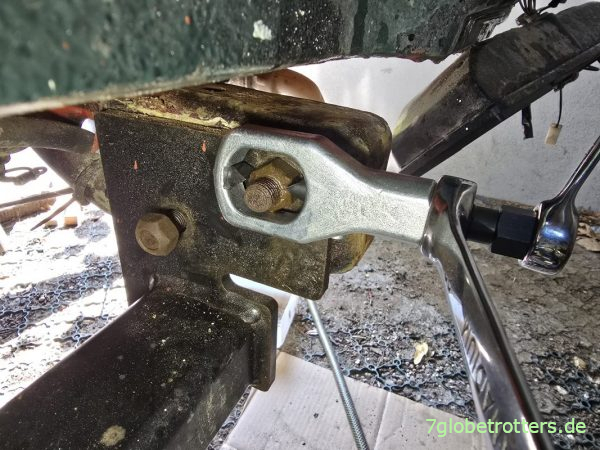 Mutternsprenger K 54-2 im Einsatz Mutternsprenger K 54-2 im Einsatz