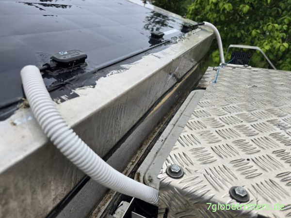 Aufstelldach und Schwedenklappe Aufstelldach und Schwedenklappe