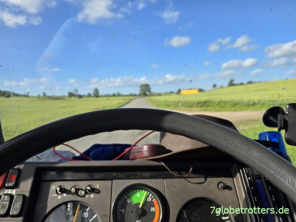 Easy going auf Schwedens Landstraßen am Ärvan Easy going auf Schwedens Landstraßen am Ärvan