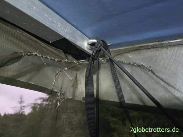 Genähtes Moskitonetz im Aufstelldach