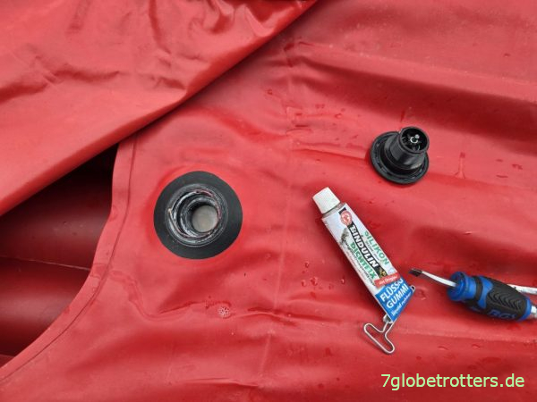 Kleben des Überdruckventils mit Bindulin Dichtfix Kleben des Überdruckventils mit Bindulin Dichtfix