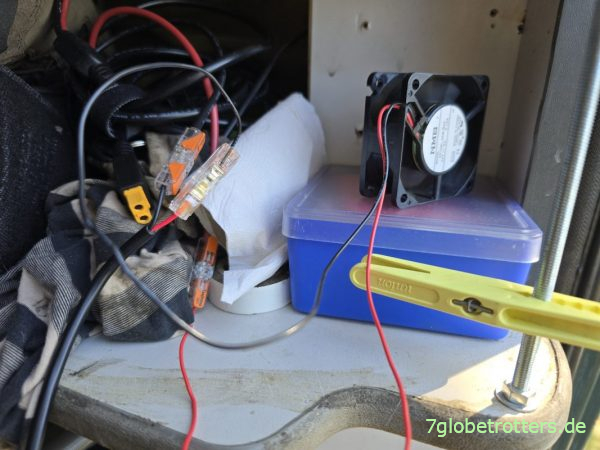 Solarverkabelung zur Spannungsreduzierung Solarverkabelung zur Spannungsreduzierung