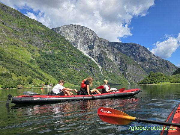 Start zum Paddeln auf den Nærøyfjord Start zum Paddeln auf den Nærøyfjord