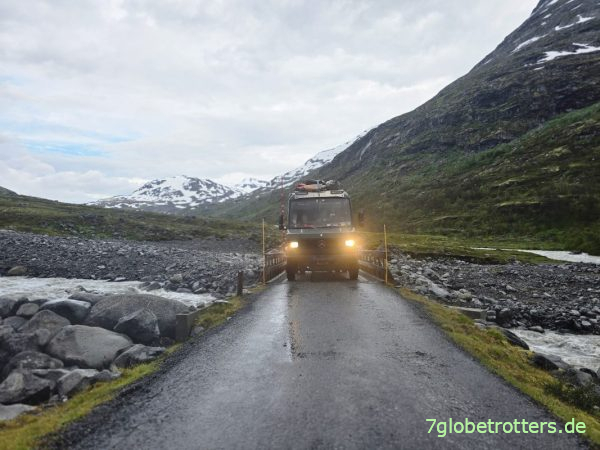 Mercedes 711D im Leiradal