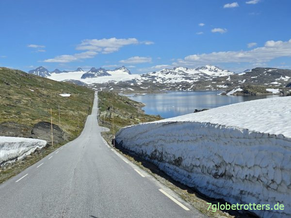 Sognefjellsvegen mit Galdh&oslash;piggen 2469 m