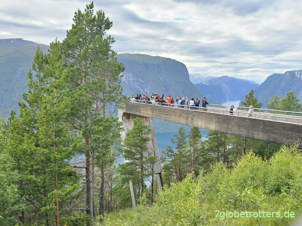 Stegastein und Aurlandsfjord Stegastein und Aurlandsfjord